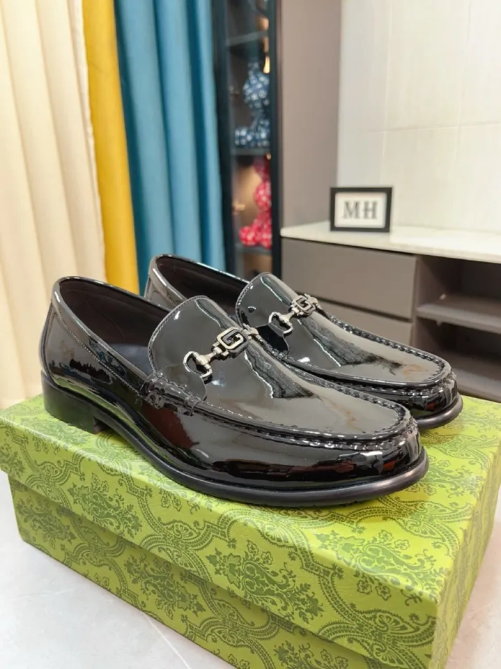 Men's shoes 💰500🌹🌹Niuli [GUCCI Gucci] A new style of formal men's leather shoes is coming~ The original quality upper is made of patent leather imported from Italy, the leather is soft and delicate, comfortable and soft first-layer cowhide lining, rubber wear-resistant outsole, the shoe shape is dignified and domineering, and the luxury charm cannot be concealed! The natural and free nouveau riche leads the trend. Code number: 38-44